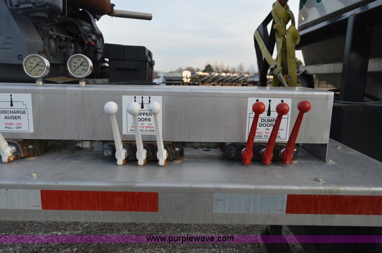 image for item I6865 2013 Magnolia M-3 tender trailer