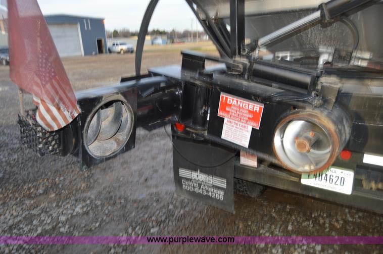 image for item I6865 2013 Magnolia M-3 tender trailer