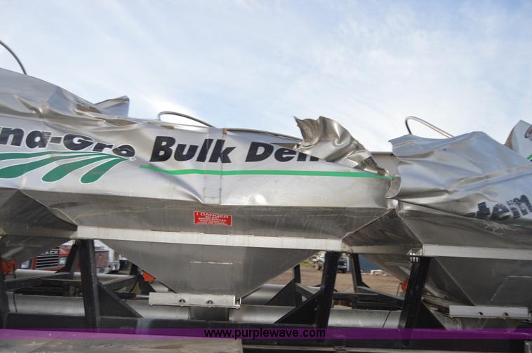 image for item I6865 2013 Magnolia M-3 tender trailer