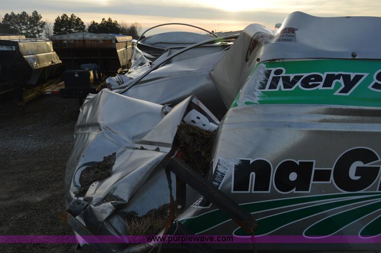 image for item I6865 2013 Magnolia M-3 tender trailer