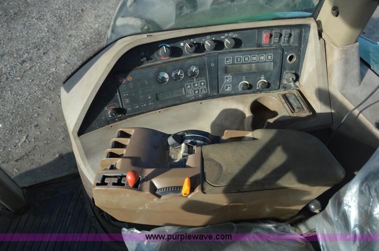 image for item I6866 1996 John Deere 8300 MFWD tractor