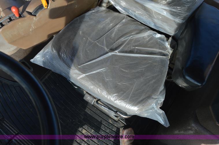 image for item I6866 1996 John Deere 8300 MFWD tractor