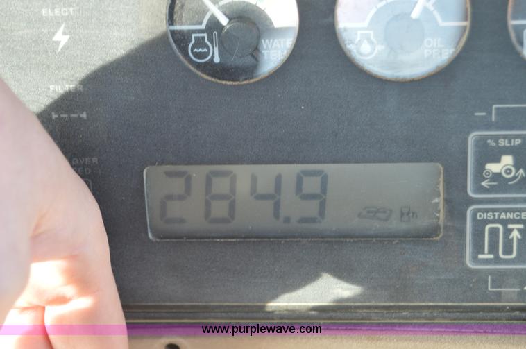 image for item I6866 1996 John Deere 8300 MFWD tractor