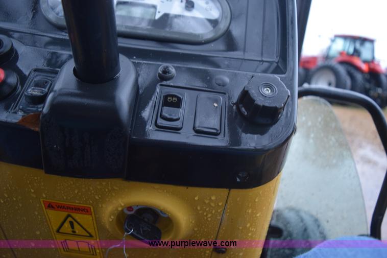 image for item I8533 2006 Challenger MT315B tractor