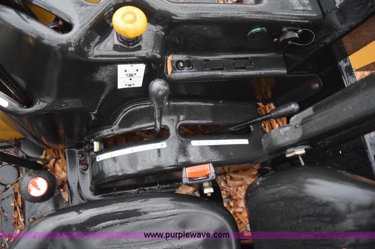 image for item I8533 2006 Challenger MT315B tractor