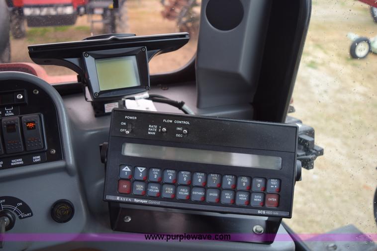 image for item I8534 2005 Case IH SPX3185 self-propelled sprayer