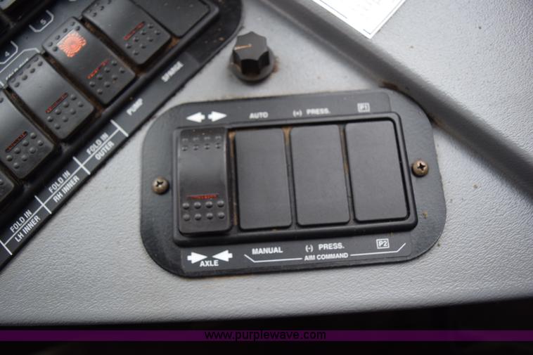 image for item I8534 2005 Case IH SPX3185 self-propelled sprayer