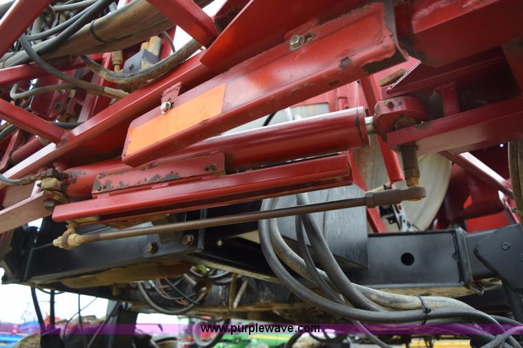 image for item I8534 2005 Case IH SPX3185 self-propelled sprayer