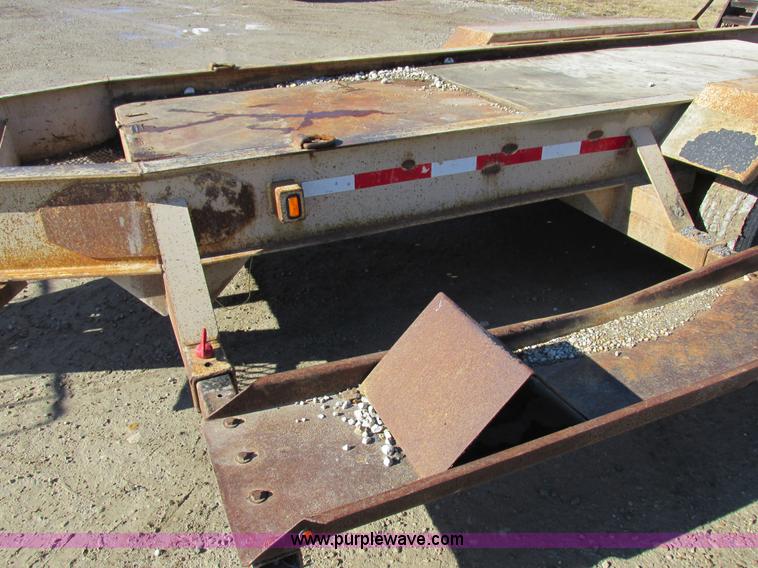 image for item I8751 1998 Behnke Enterprises trailer