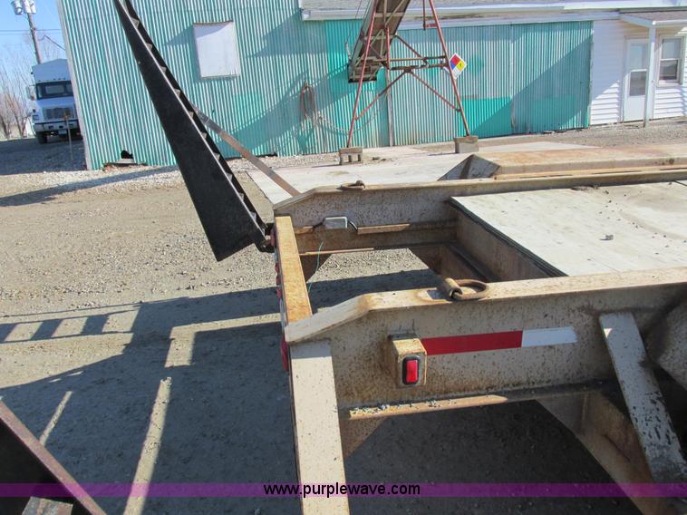 image for item I8751 1998 Behnke Enterprises trailer