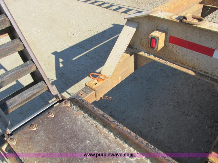 image for item I8751 1998 Behnke Enterprises trailer