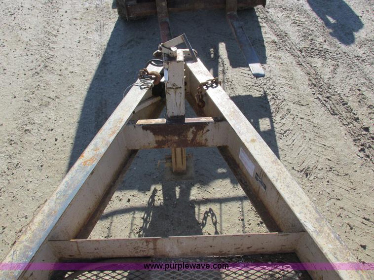 image for item I8751 1998 Behnke Enterprises trailer