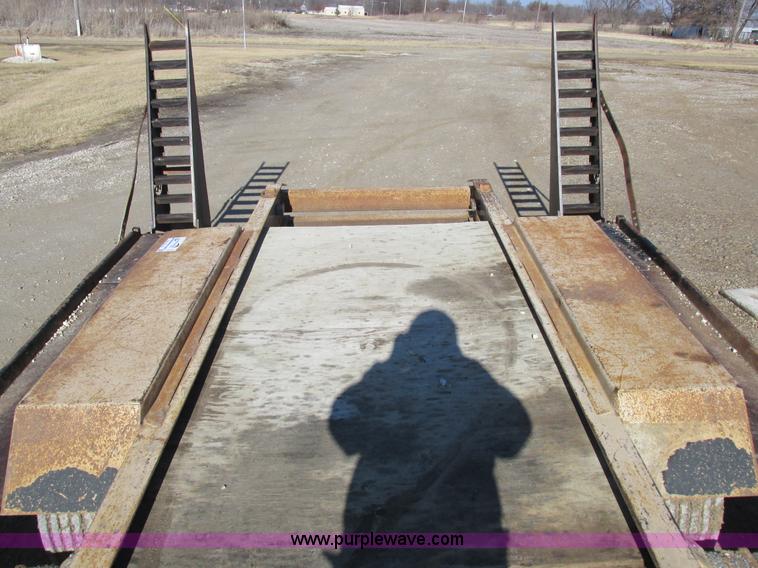 image for item I8751 1998 Behnke Enterprises trailer