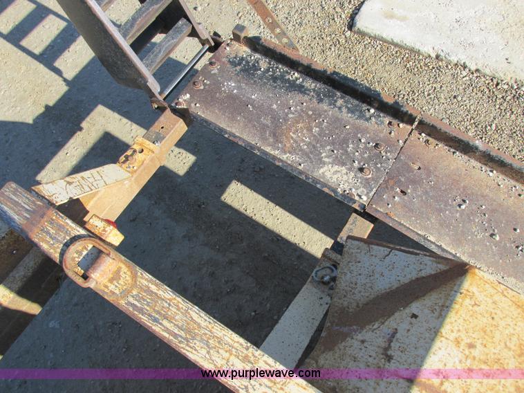 image for item I8751 1998 Behnke Enterprises trailer