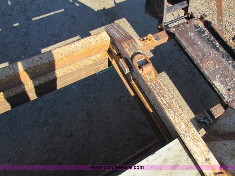 image for item I8751 1998 Behnke Enterprises trailer