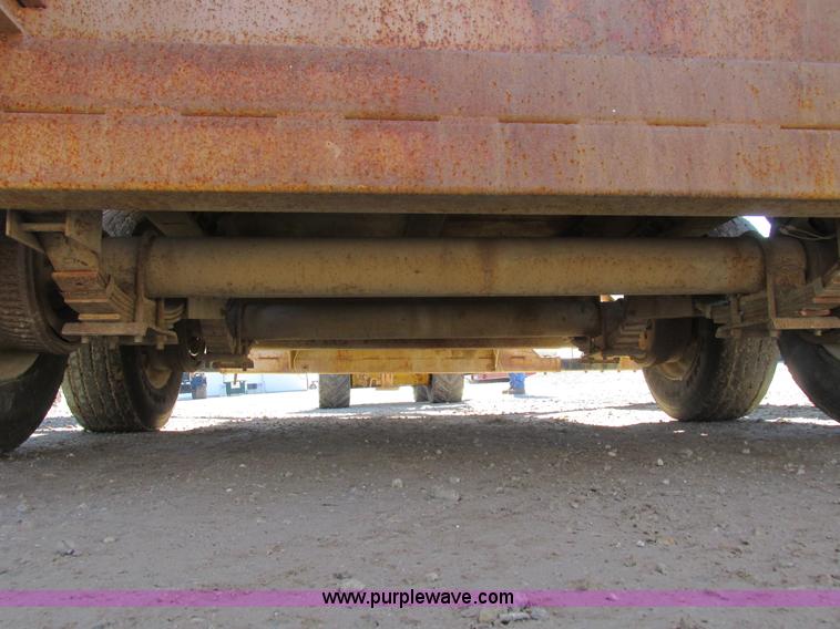 image for item I8751 1998 Behnke Enterprises trailer