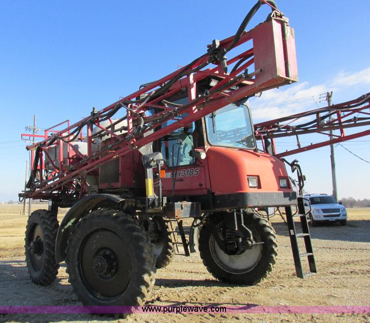 image for item I8752 2000 Case IH SPX3185 self-propelled sprayer