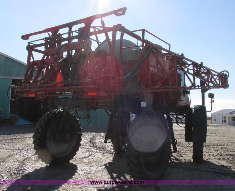 image for item I8752 2000 Case IH SPX3185 self-propelled sprayer