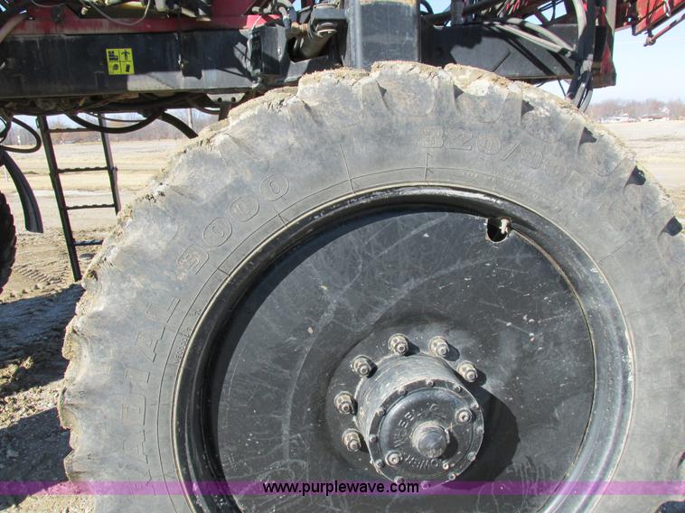 image for item I8752 2000 Case IH SPX3185 self-propelled sprayer