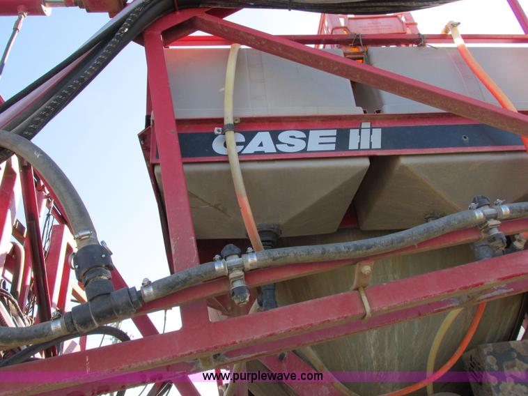 image for item I8752 2000 Case IH SPX3185 self-propelled sprayer