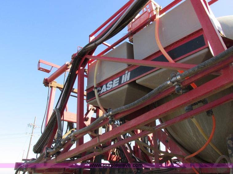 image for item I8752 2000 Case IH SPX3185 self-propelled sprayer