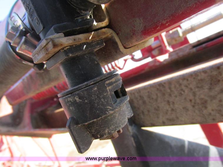 image for item I8752 2000 Case IH SPX3185 self-propelled sprayer