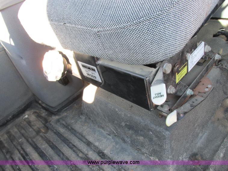 image for item I8752 2000 Case IH SPX3185 self-propelled sprayer