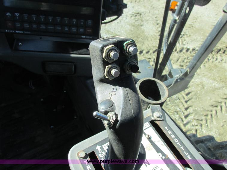 image for item I8752 2000 Case IH SPX3185 self-propelled sprayer