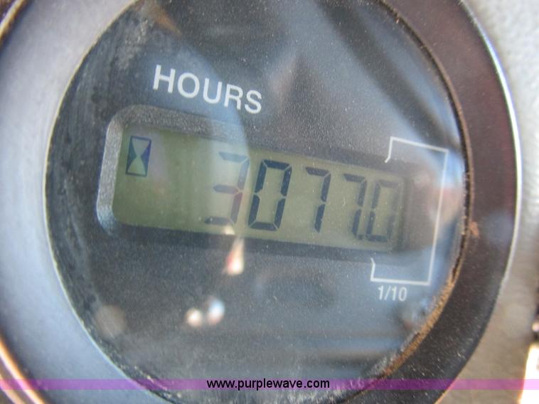 image for item I8752 2000 Case IH SPX3185 self-propelled sprayer