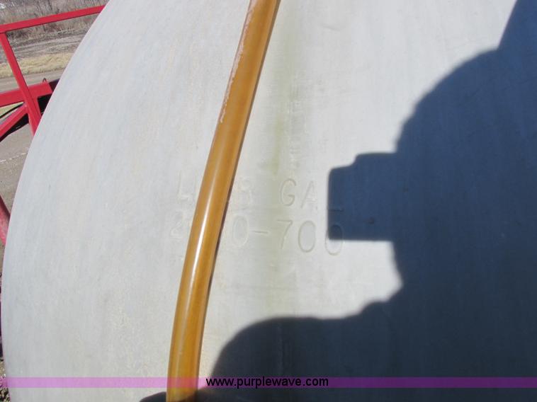 image for item I8752 2000 Case IH SPX3185 self-propelled sprayer