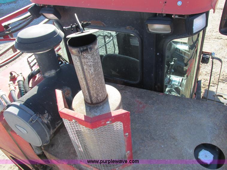 image for item I8752 2000 Case IH SPX3185 self-propelled sprayer