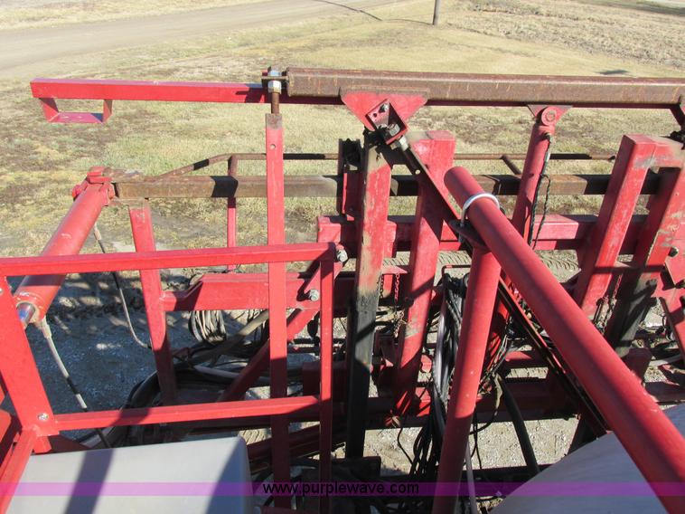 image for item I8752 2000 Case IH SPX3185 self-propelled sprayer