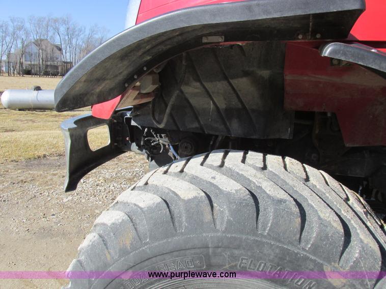 image for item I8753 2006 International 7400 fertilizer truck