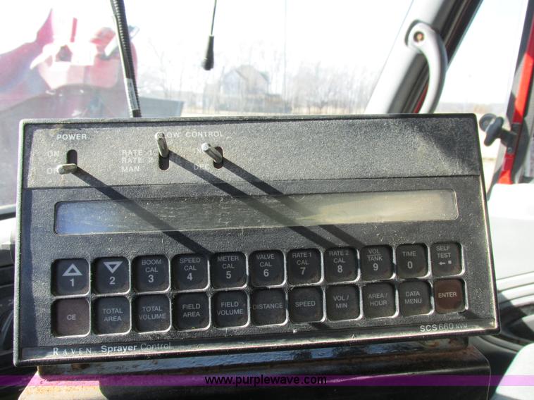 image for item I8753 2006 International 7400 fertilizer truck