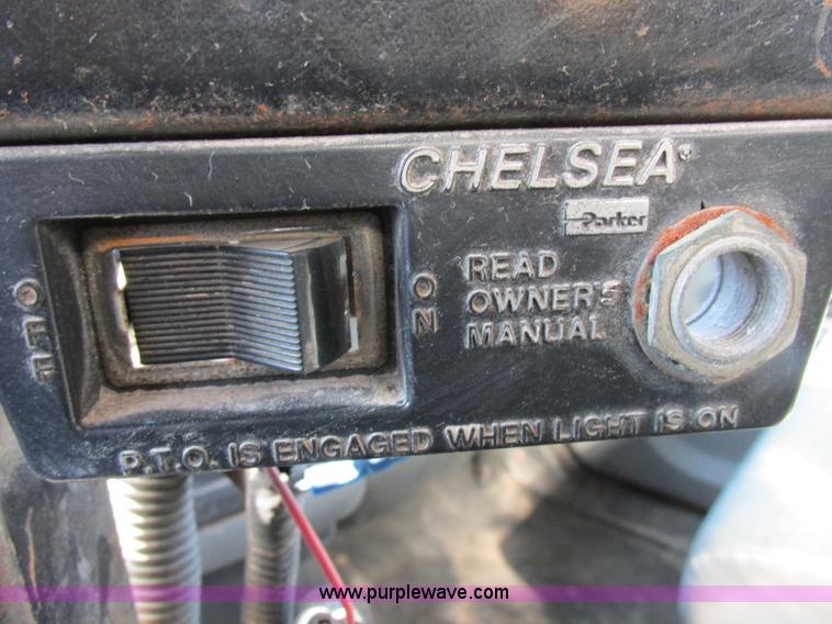 image for item I8753 2006 International 7400 fertilizer truck