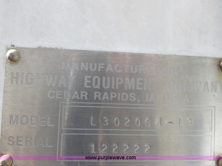 image for item I8753 2006 International 7400 fertilizer truck