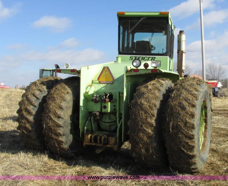 image for item I8789 1980 Steiger Panther III PTA325 4WD tractor