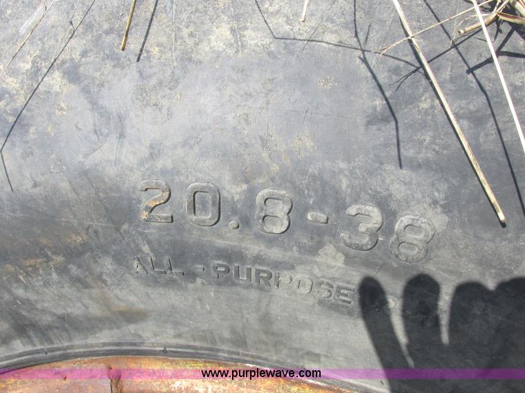 image for item I8789 1980 Steiger Panther III PTA325 4WD tractor