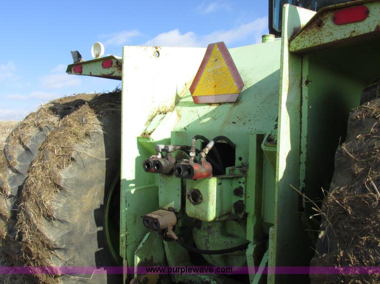 image for item I8789 1980 Steiger Panther III PTA325 4WD tractor