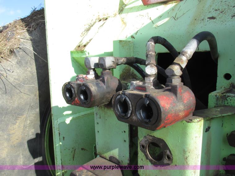 image for item I8789 1980 Steiger Panther III PTA325 4WD tractor