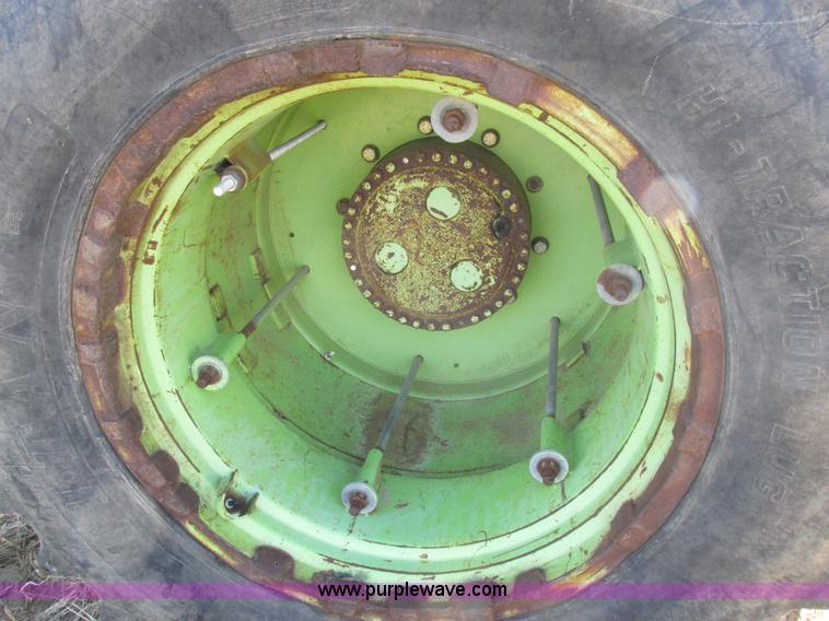 image for item I8789 1980 Steiger Panther III PTA325 4WD tractor