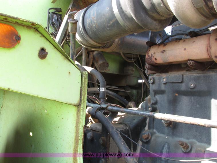 image for item I8789 1980 Steiger Panther III PTA325 4WD tractor