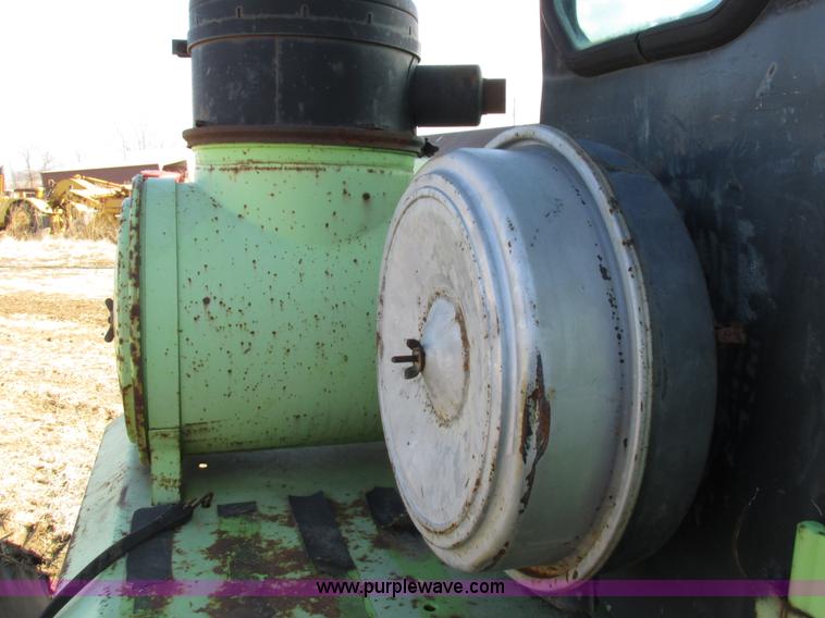 image for item I8789 1980 Steiger Panther III PTA325 4WD tractor