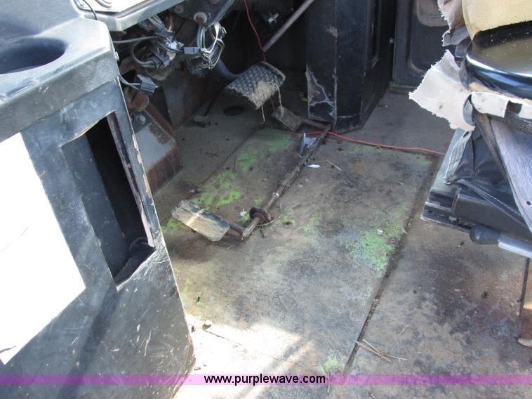 image for item I8789 1980 Steiger Panther III PTA325 4WD tractor