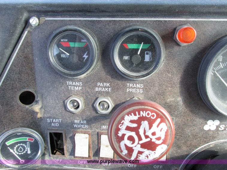 image for item I8789 1980 Steiger Panther III PTA325 4WD tractor