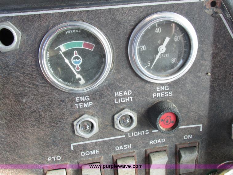 image for item I8789 1980 Steiger Panther III PTA325 4WD tractor