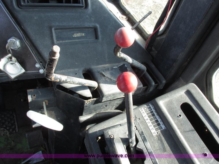 image for item I8789 1980 Steiger Panther III PTA325 4WD tractor