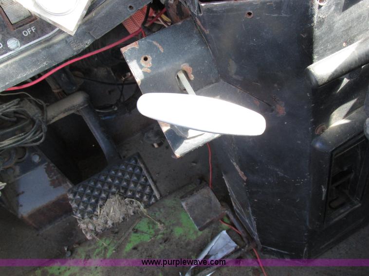 image for item I8789 1980 Steiger Panther III PTA325 4WD tractor