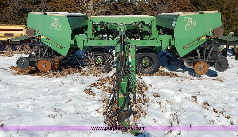 image for item I9396 Great Plains Solid Stand 30' folding drill