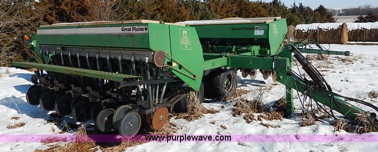 image for item I9396 Great Plains Solid Stand 30' folding drill